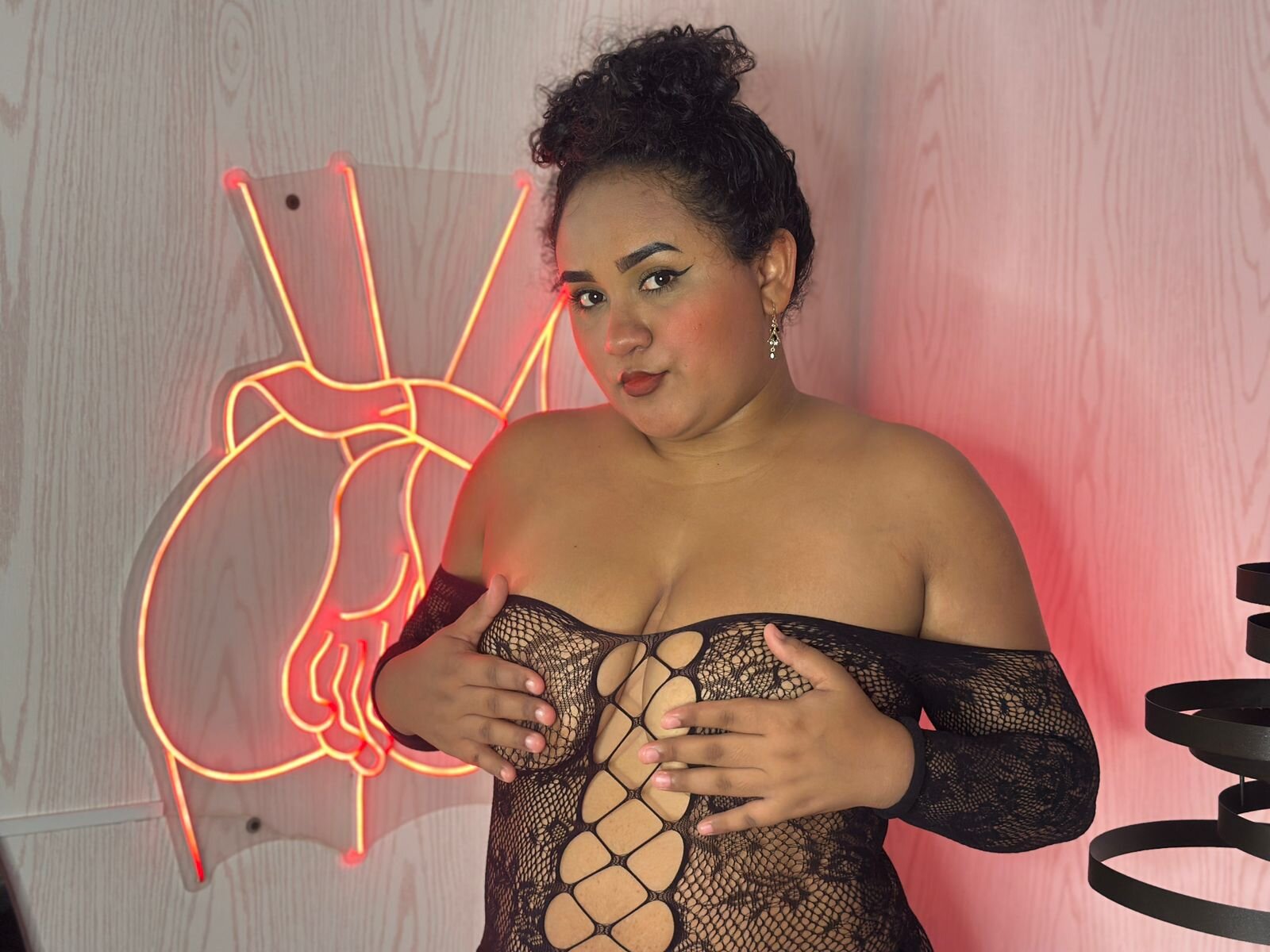 Zara_BBW