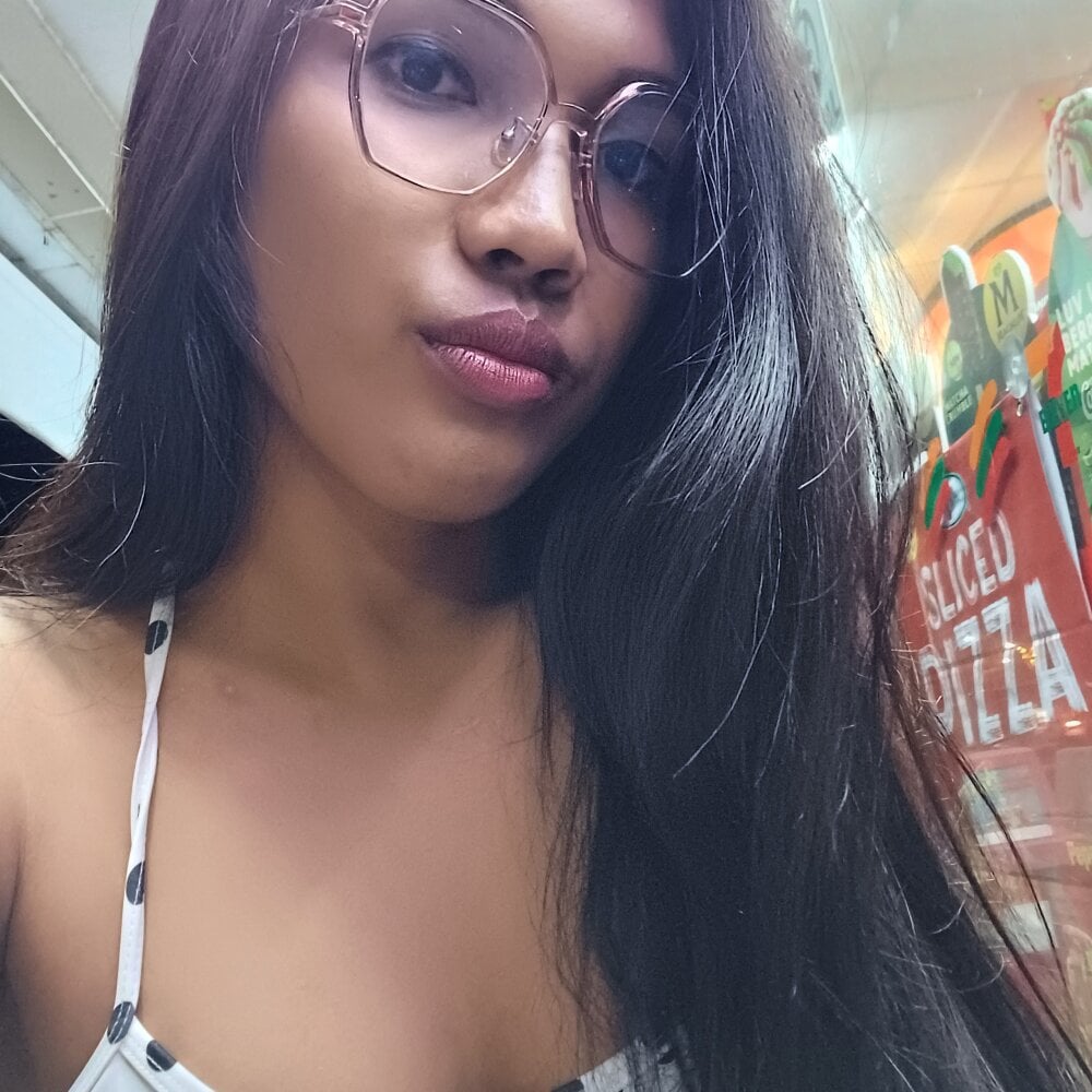 samsweet30's Offline XXX Chat