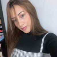 Adhari_collyn's Offline XXX Chat