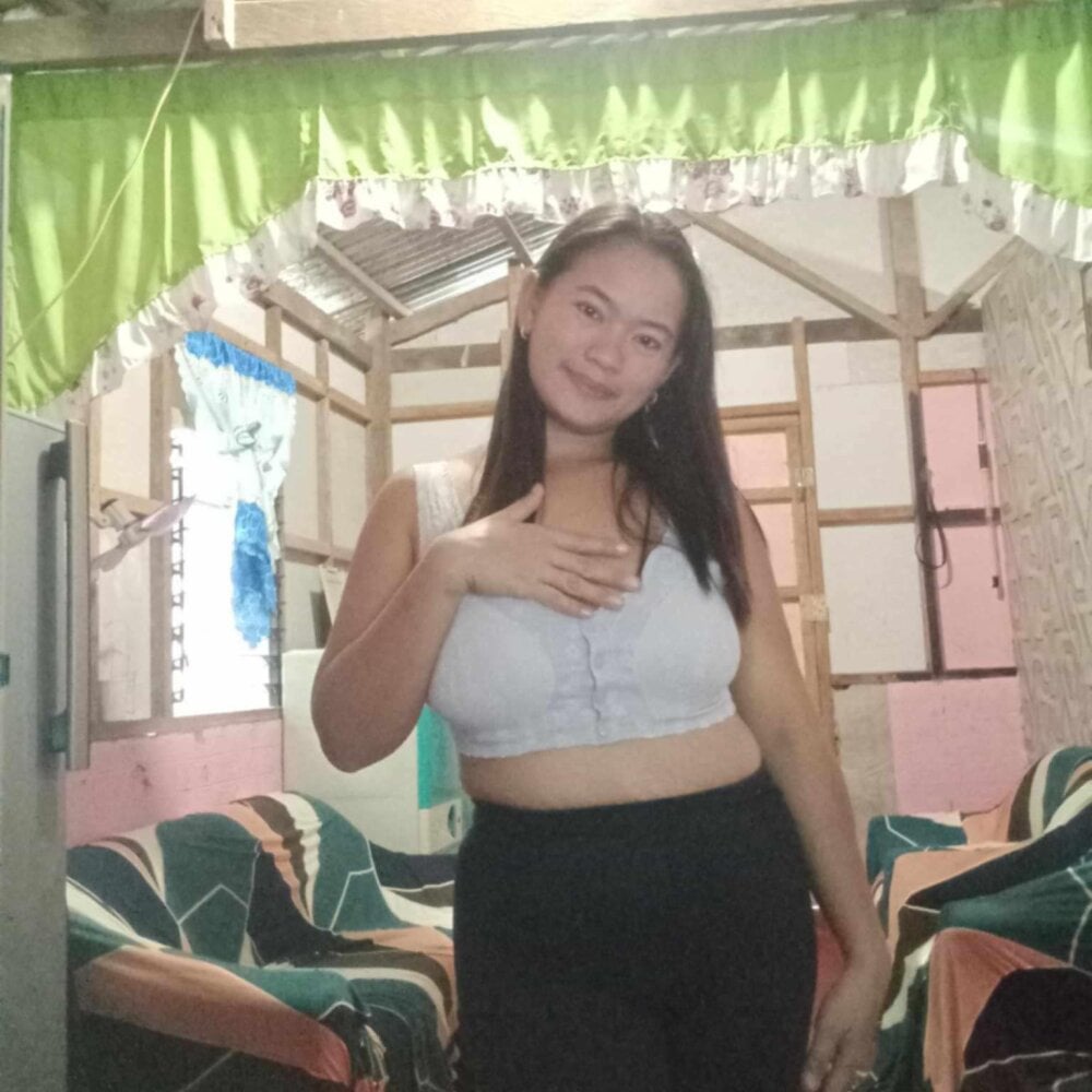 charmer28 live cam model at StripChat