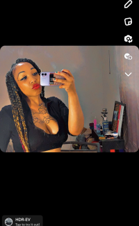AmazingRedd101's webcam live show