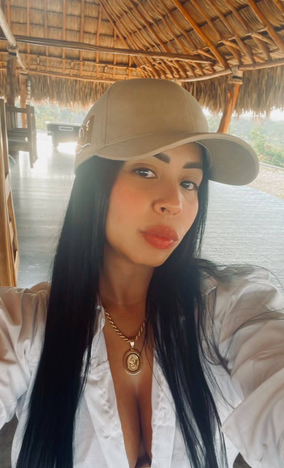 Laura_08_