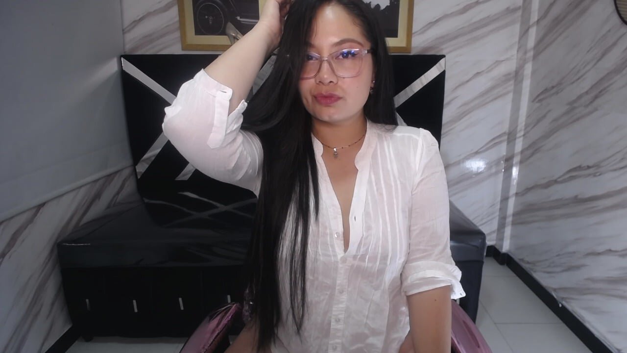 Rosie_grey_v