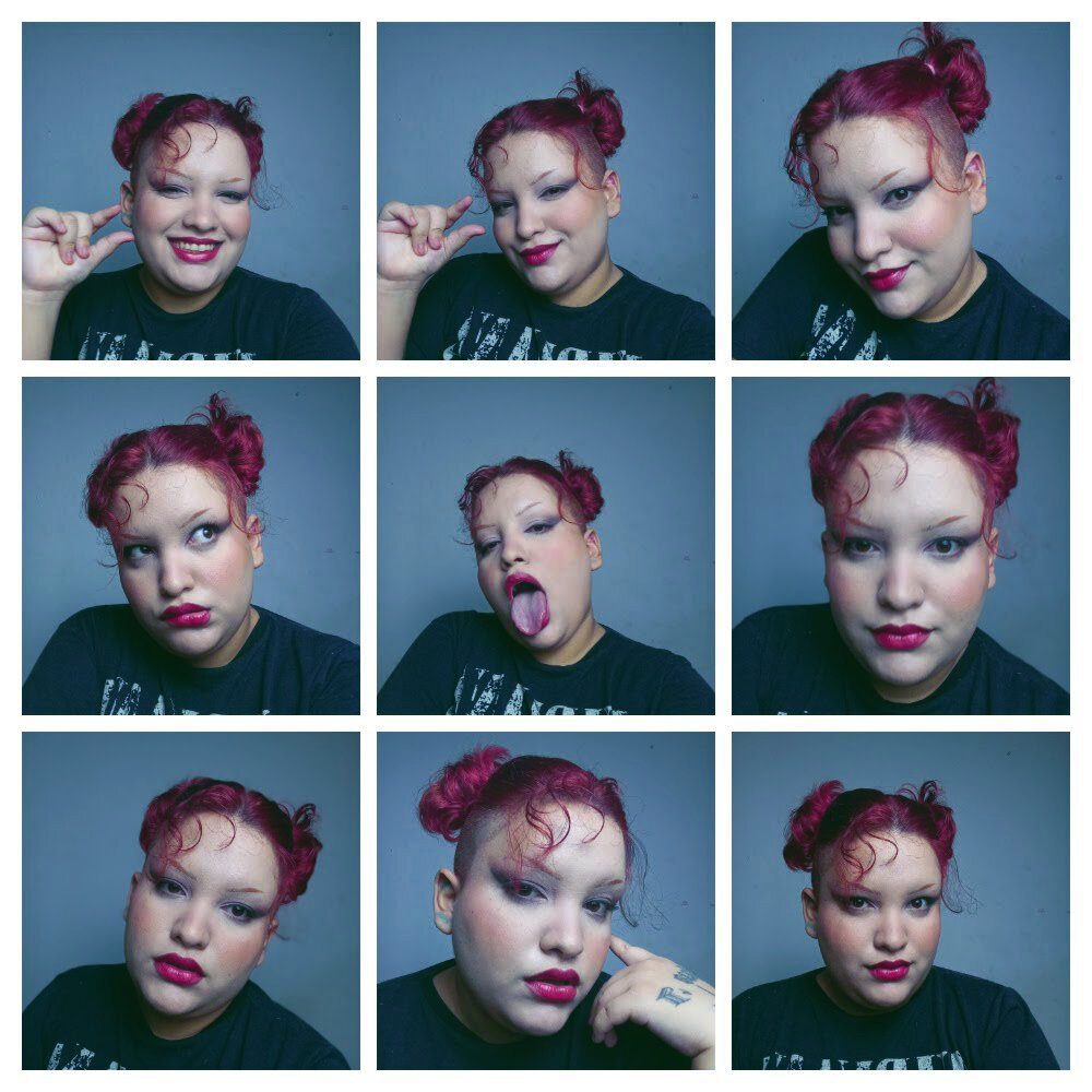 DebbyBala's Offline Chat Room