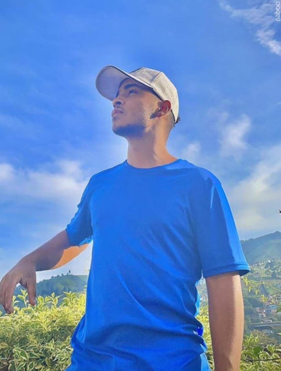 alex_montess