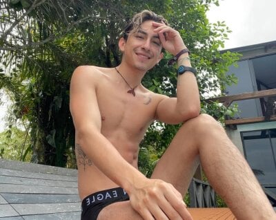 Sweettaaron01