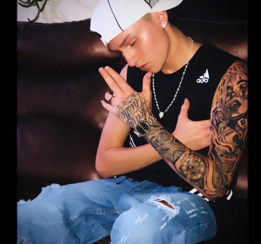 liam4play from stripchat