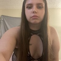 whitecherrycreampies' Offline Chat Room