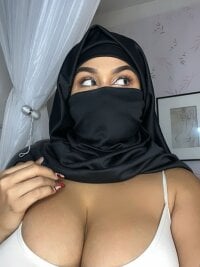Nahoomy1's webcam live show