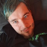 justinnicole365's Offline XXX Chat