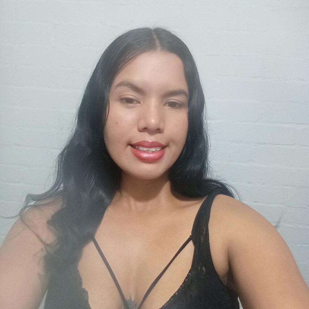 kiara_bella profile