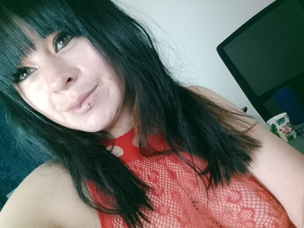 stripchat sex_with_valery webcam profile pic via watchgirlcam.com