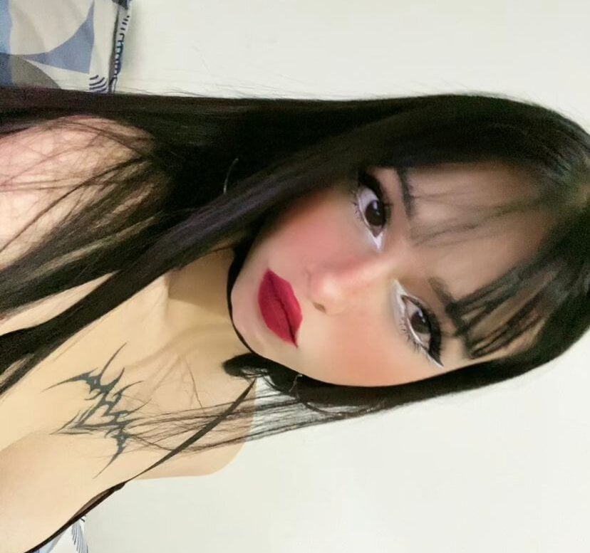 Live sex webcam photo for emilyy_Williams #289980868