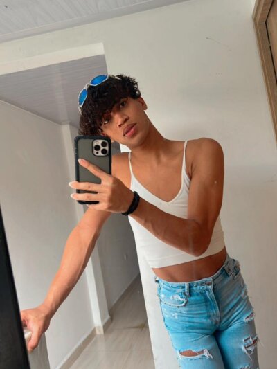 alexhott1 from stripchat