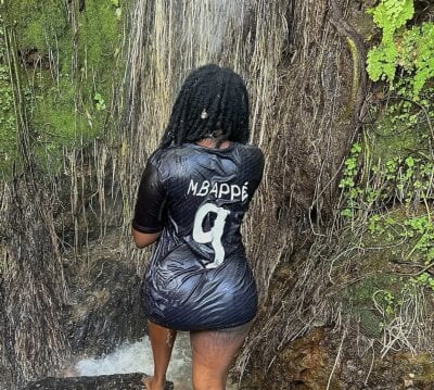 Verygoodbadgirl_ebony