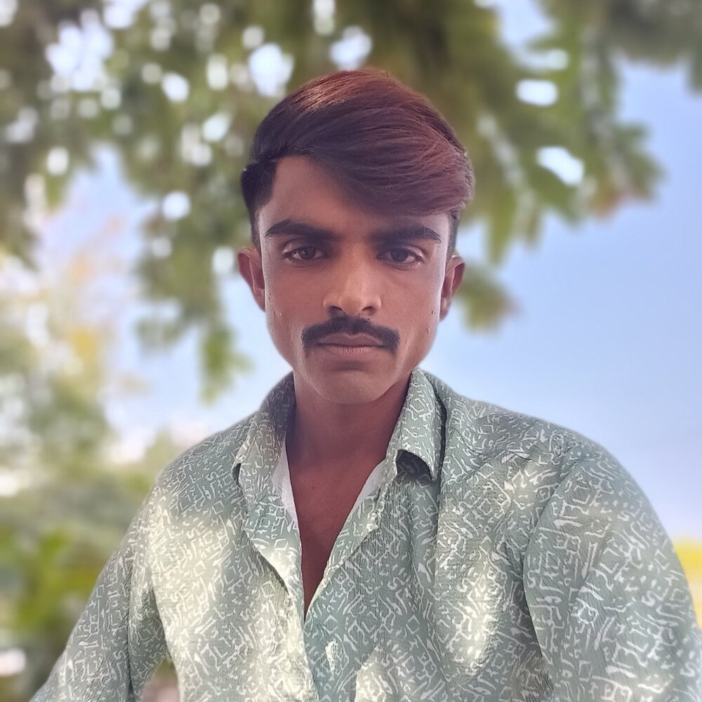Ritu_chavada_74 profile