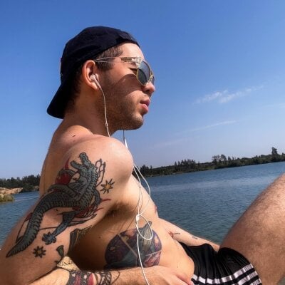 Bennet_Shark - Stripchat Lovense Cam2cam Dirtytalk Boy 