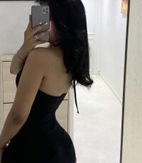 Hot-Nina's Offline Chat Room