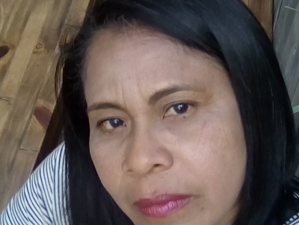 mega-camsex.com love_nataly livesex profile in latino cams