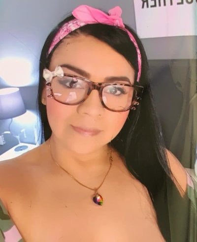 Silver_Lovee live on StripChat
