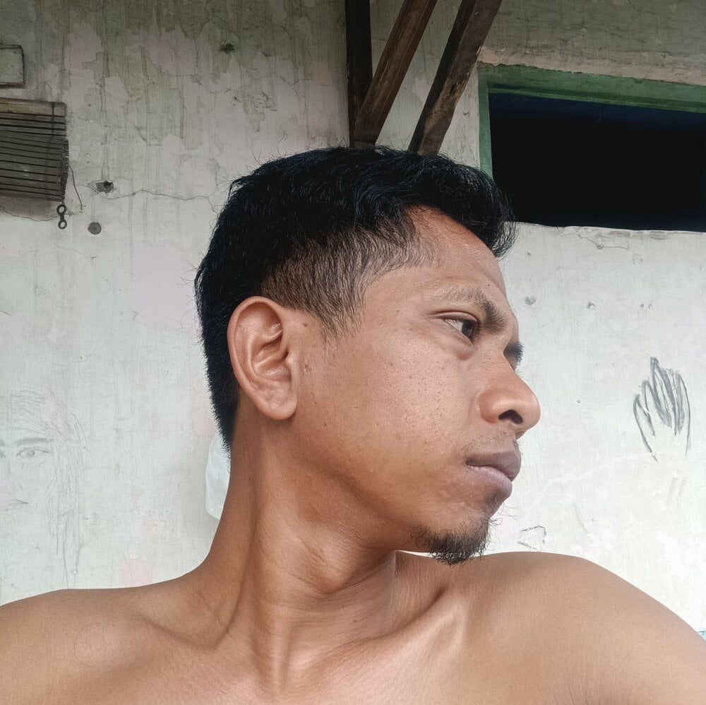 Doles11's Offline XXX Chat