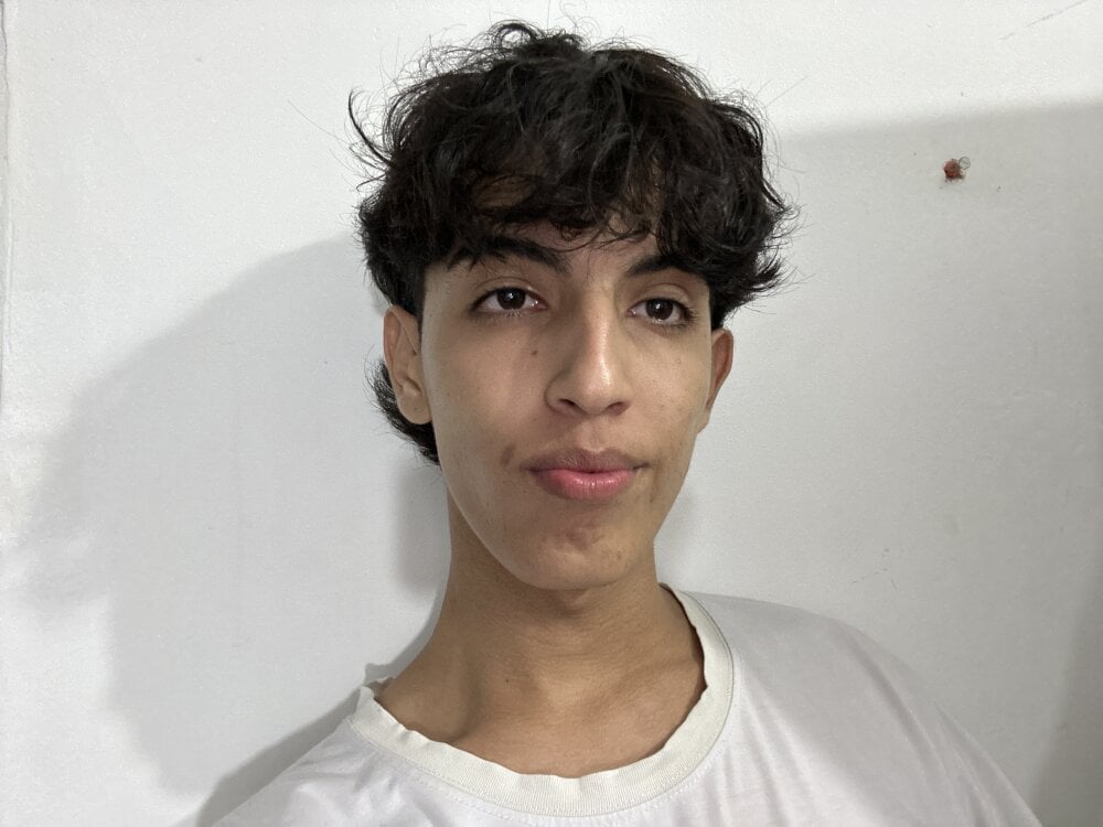 mariio_hott from stripchat