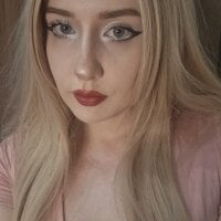 Nikki_Roseana's webcam live show