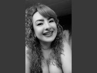 ASTRIDCHAT's webcam live show