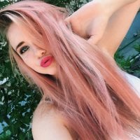 FameVikky's Offline Chat Room