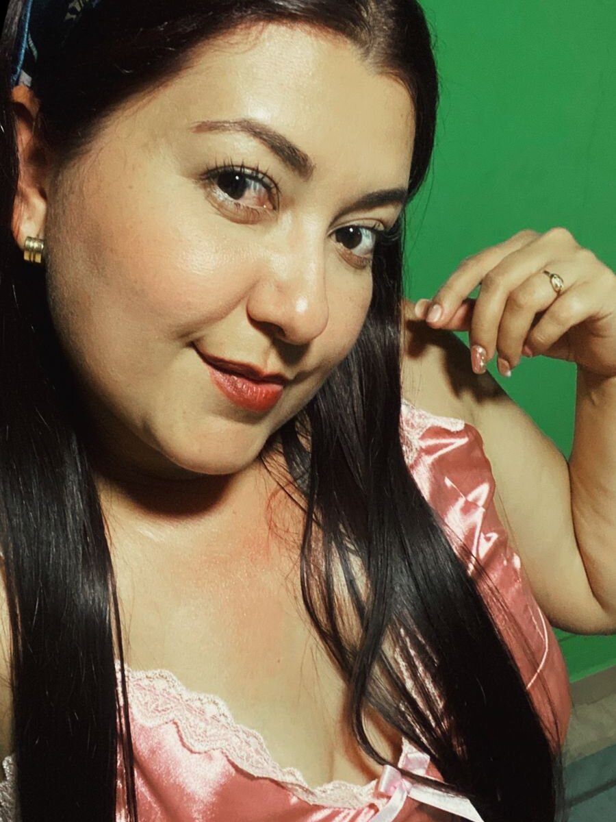 mara_jonnes 🚯 nude cam chat