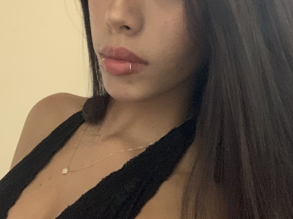 CariHoneyy