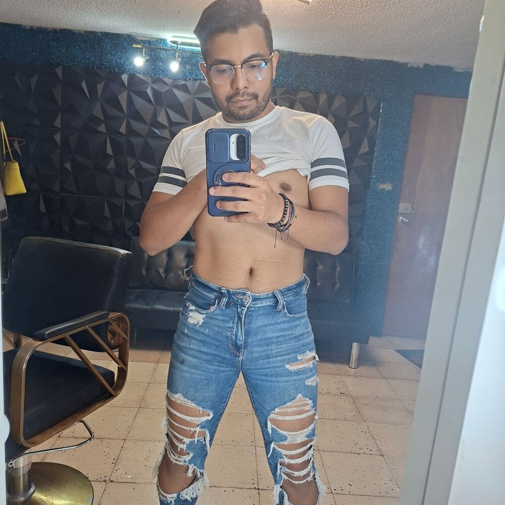 gerve93's Offline XXX Chat