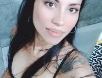 Sheraldinepe's Offline XXX Chat