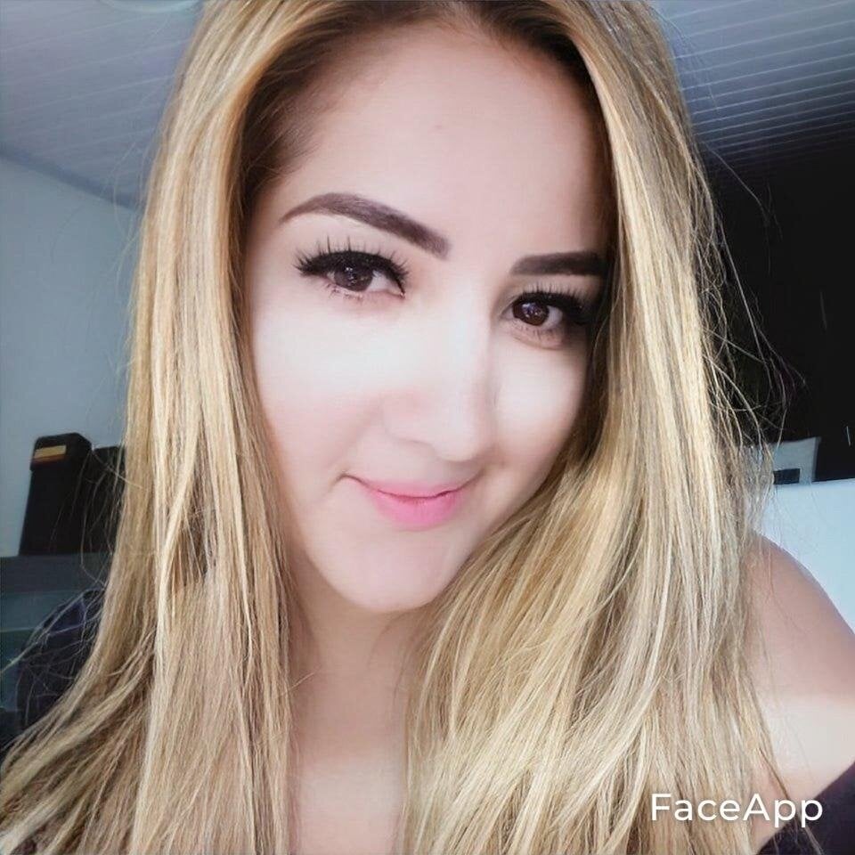 valeria_castilloo profile