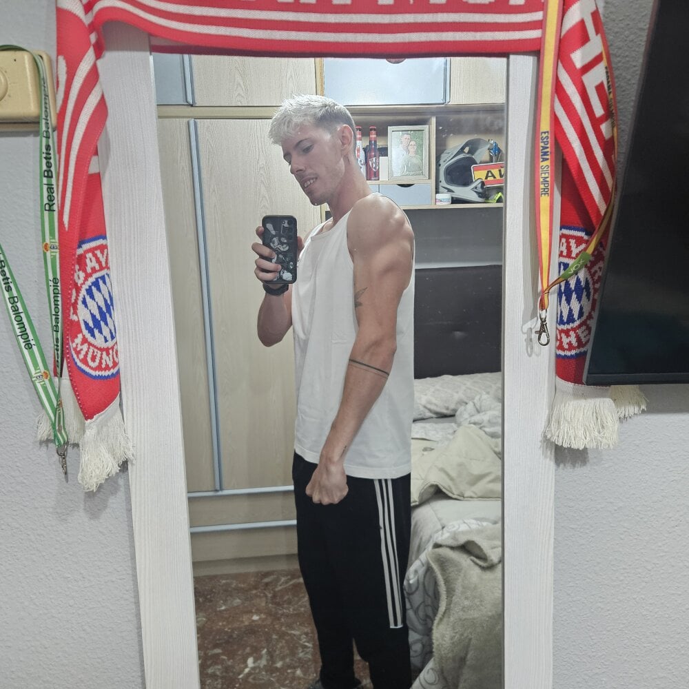 แชท XXX ออฟไลน์ของ PAJASMOM