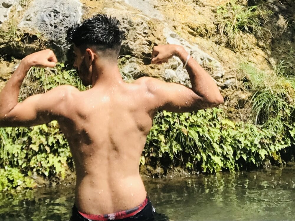 yourdreamboy4 from stripchat