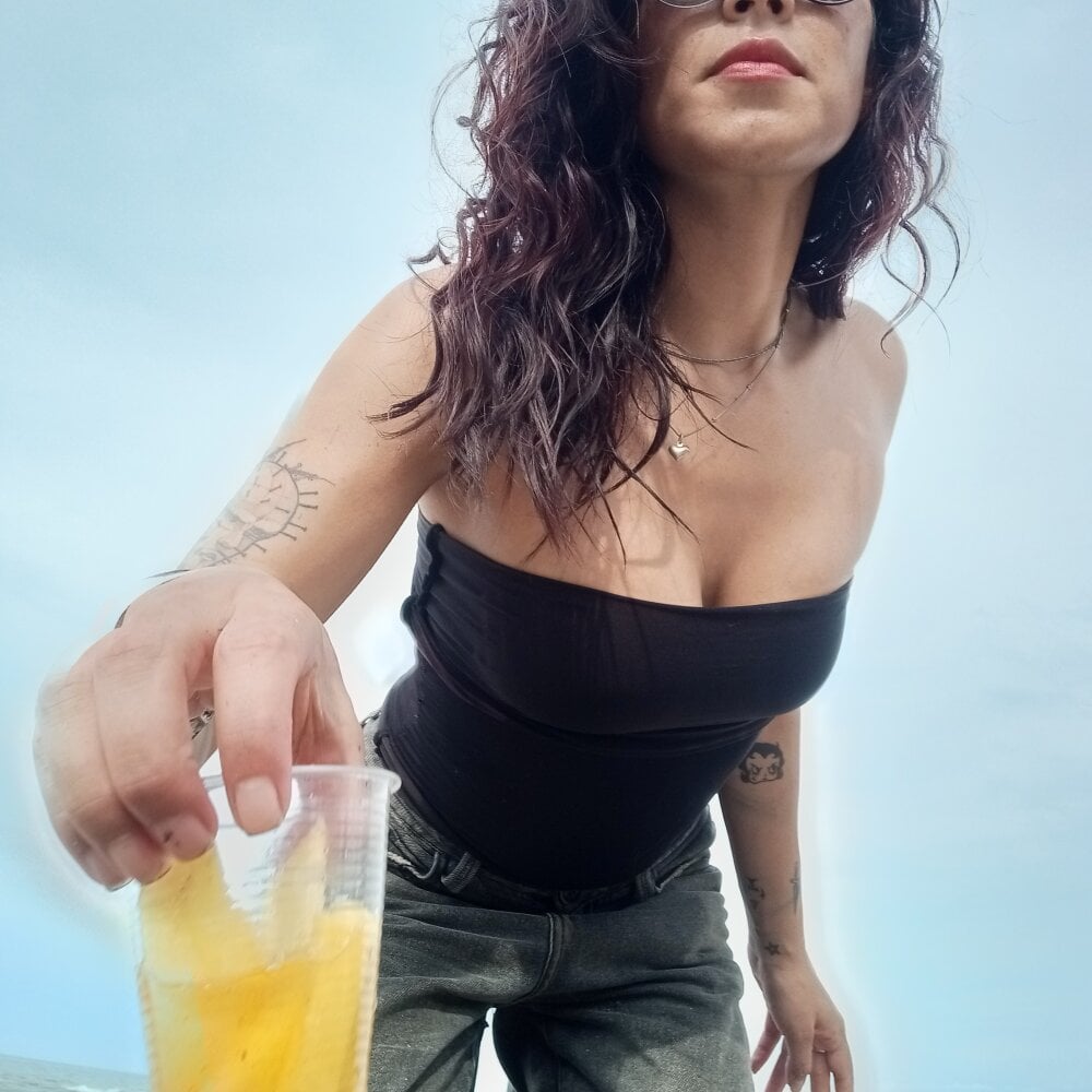 sxnherbs from stripchat