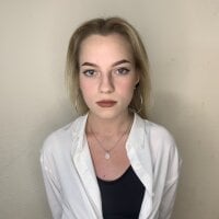 VickieMooree offline chatrum