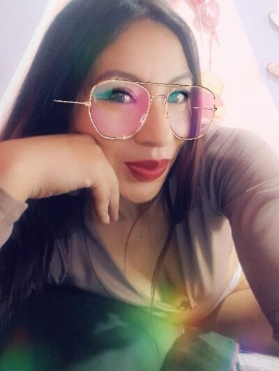 Gehisha_dirtylove Female Cheapprivatesbest Free Webcam Strip