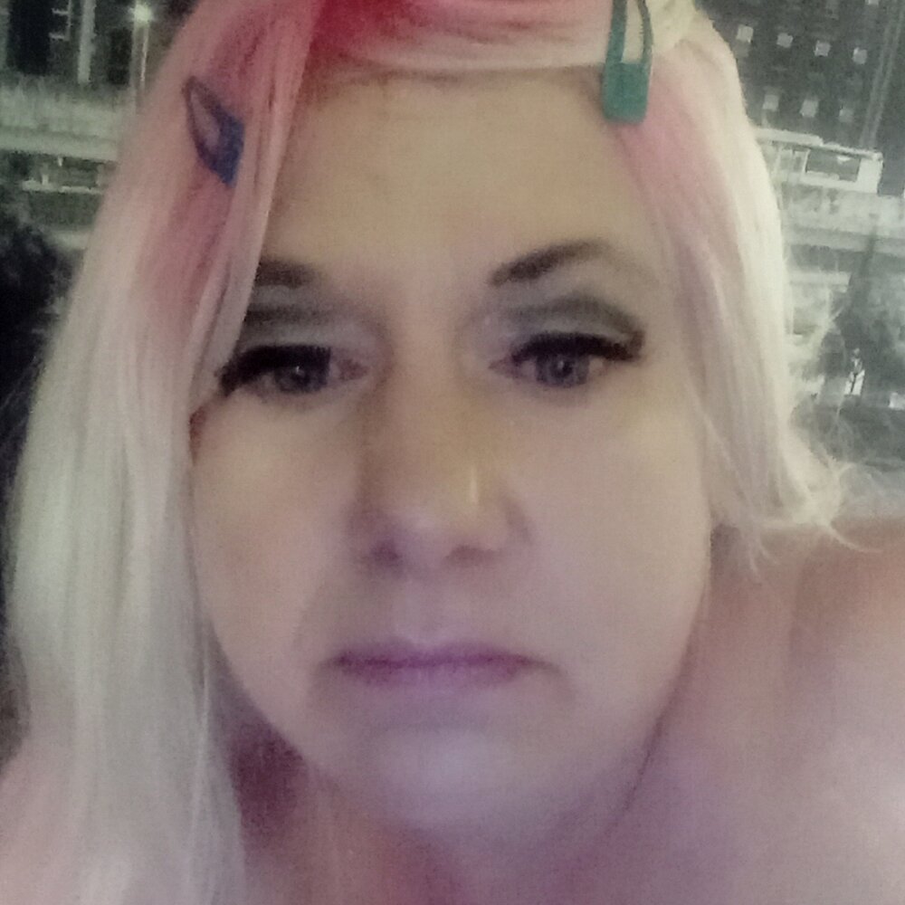 avamaxx755's most recent online preview