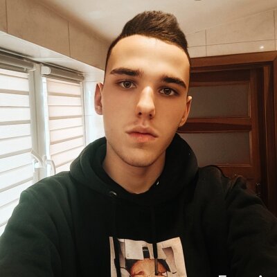kamil9232 from stripchat