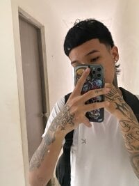 venus_and_masterboy's webcam live show