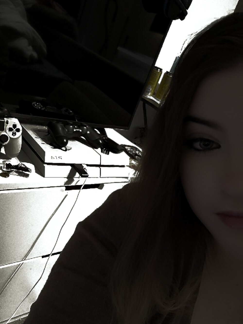 free6cams.com yuki_2052 livesex profile in land-of-milk-and-honey cams