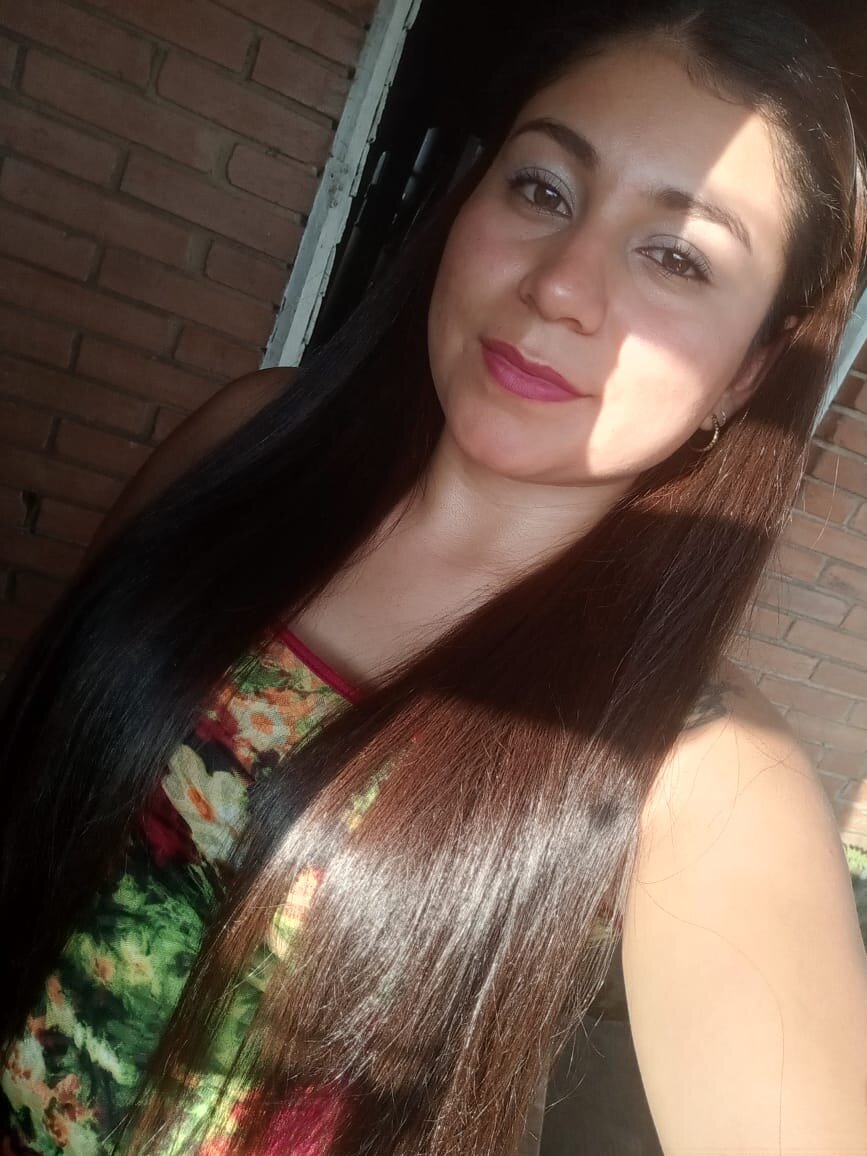 Violeta_Alexis