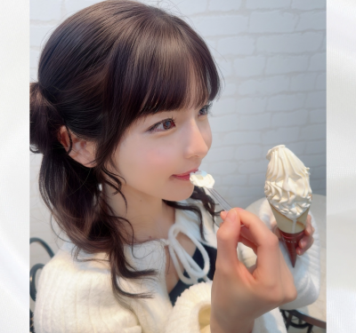 -minami- on StripChat