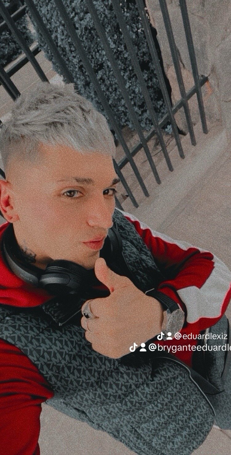 eduardlexiz26