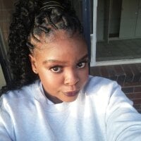 Primmadona's Offline Chat Room