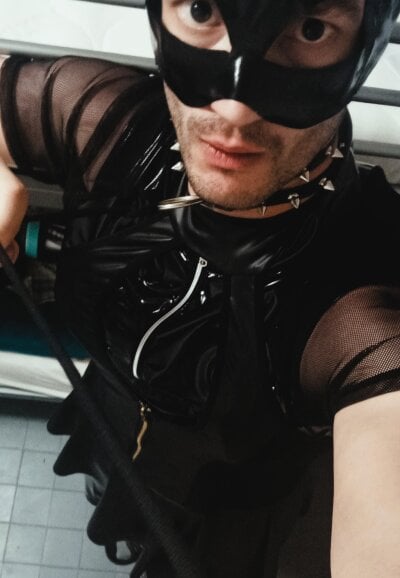 HoT_LateX_Man profile