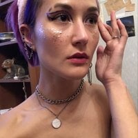 DonnaCoxx's Offline Chat Room