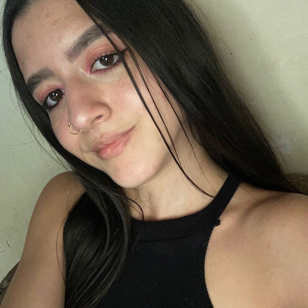 onaircams.com violeta_gracee livesex profile in came-from-another-planet-to-find-friends cams